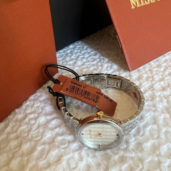 NWT MISSONI M1 Watch with Silver Dial, Gold Accents and Sapphire Detail - Picture 3 of 13